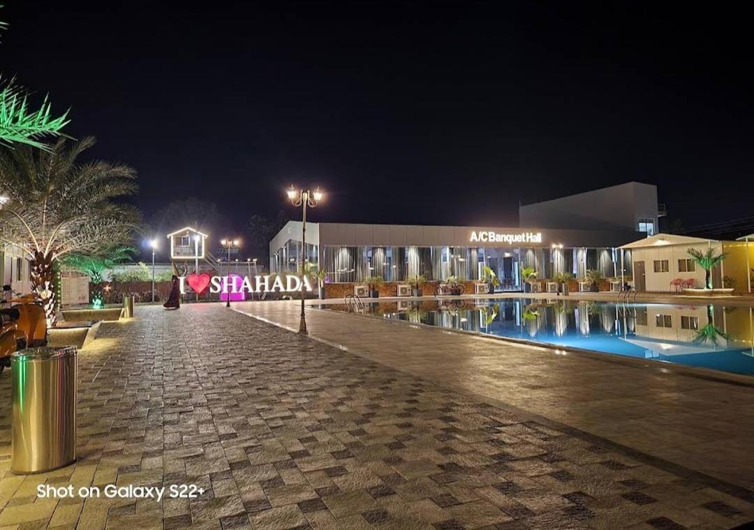 Vss Lawns & Resorts Llp Shahada Luaran gambar